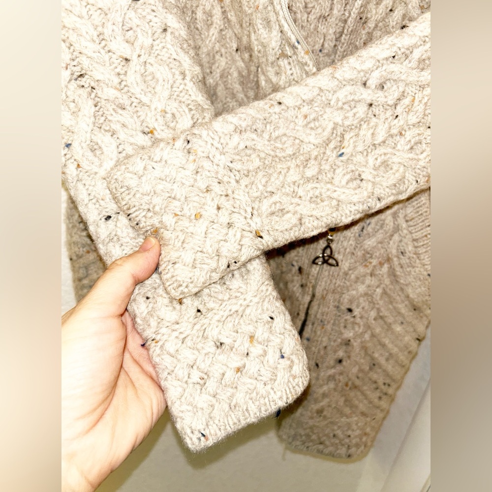 ARAN CRAFTS Aran Knit Coatigan with Celtic Knot Side Zip in Oatmeal SZ: Small - Picture 12 of 15